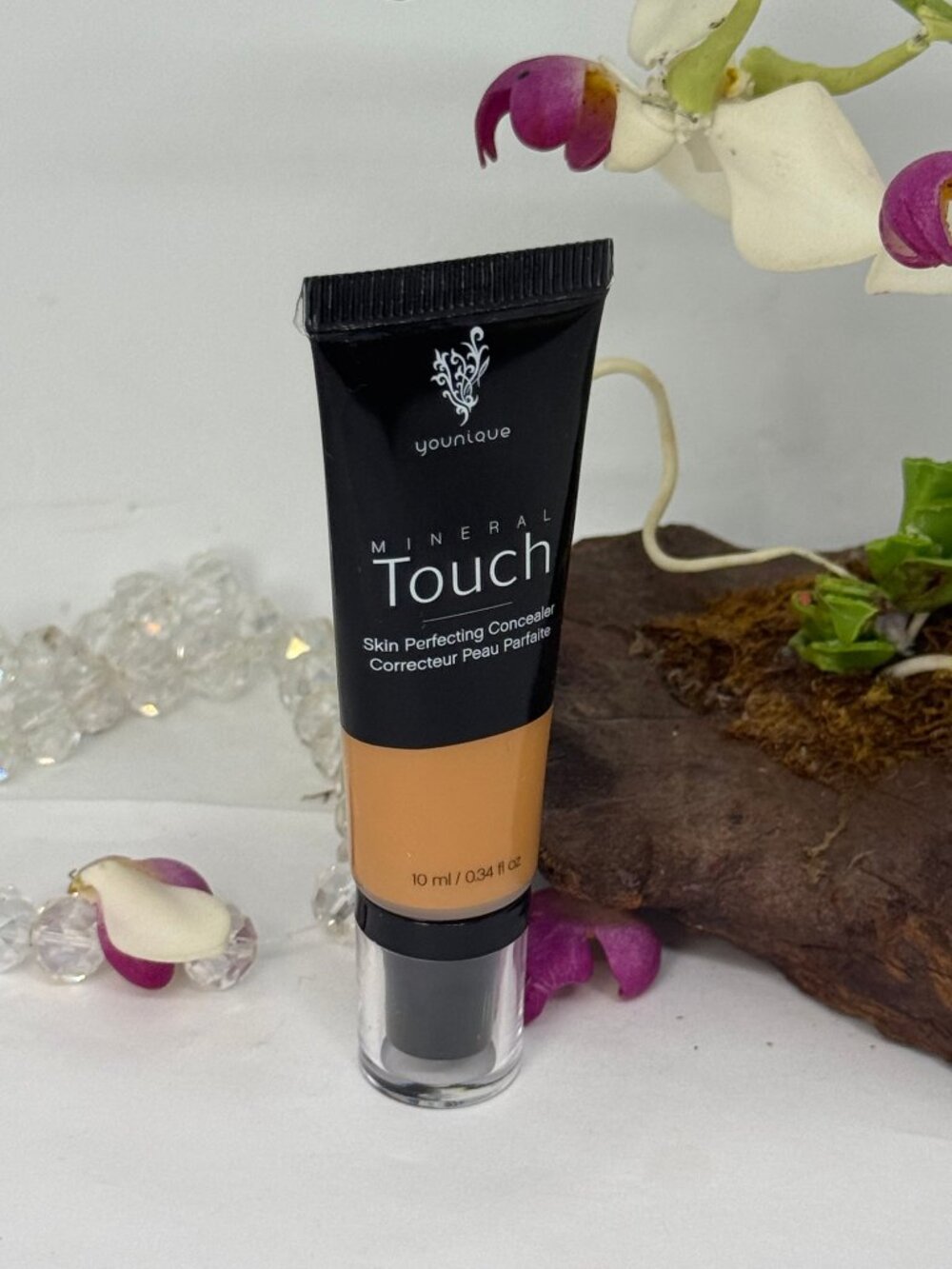 Younique Mineral Touch Skin Perfecting Concealer - Satin - 10 ml / .34 oz - New - Picture 2 of 4